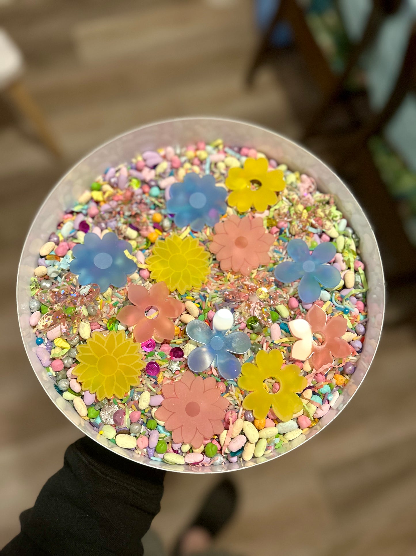 8 acrylic flower loose parts