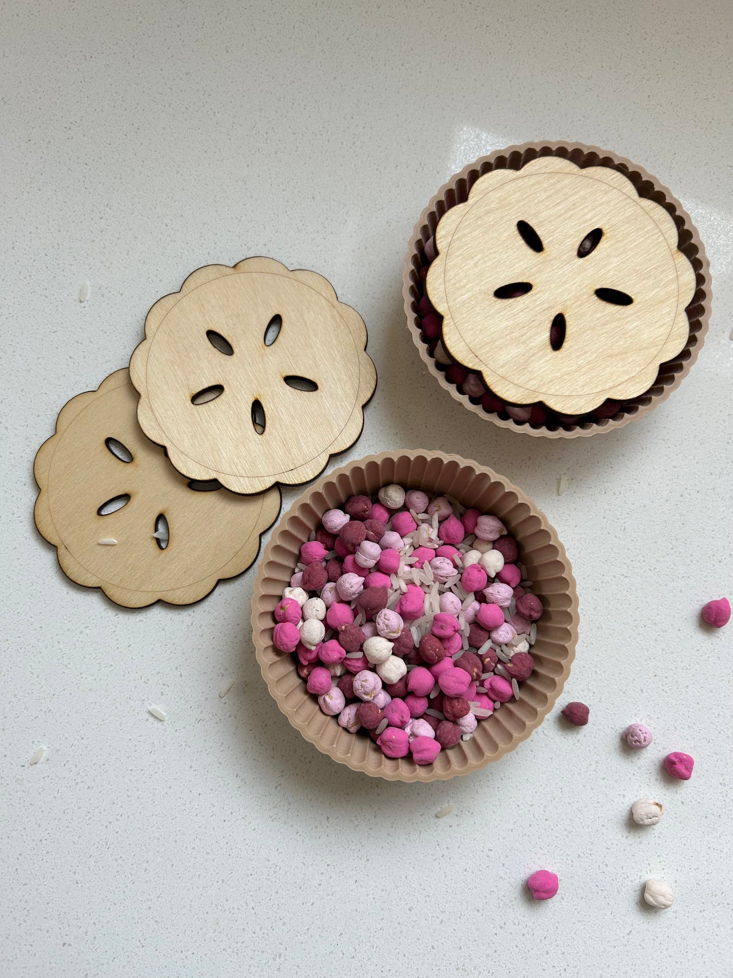 Play Pie Plates / Crusts & tops