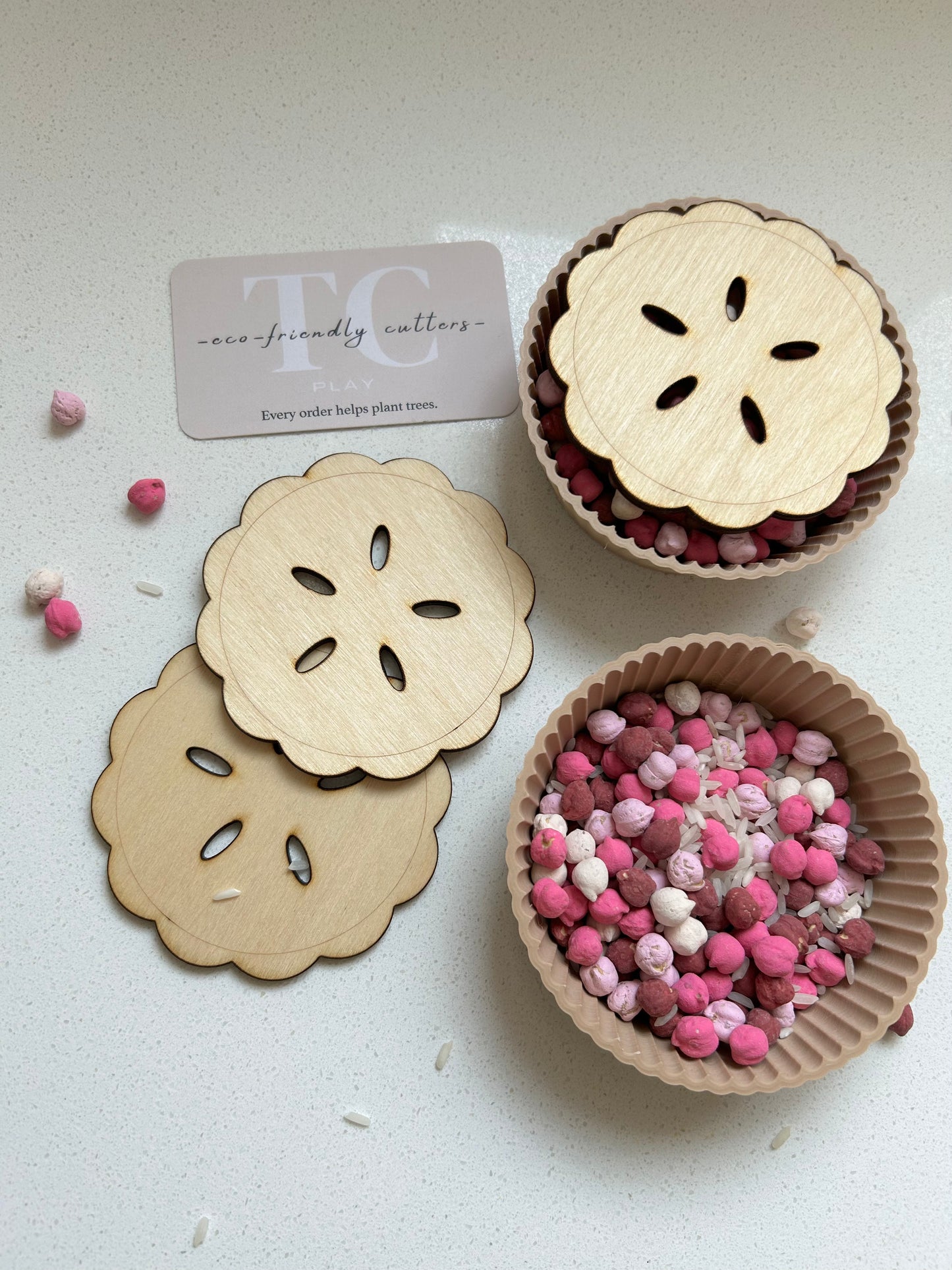 Play Pie Plates / Crusts & tops