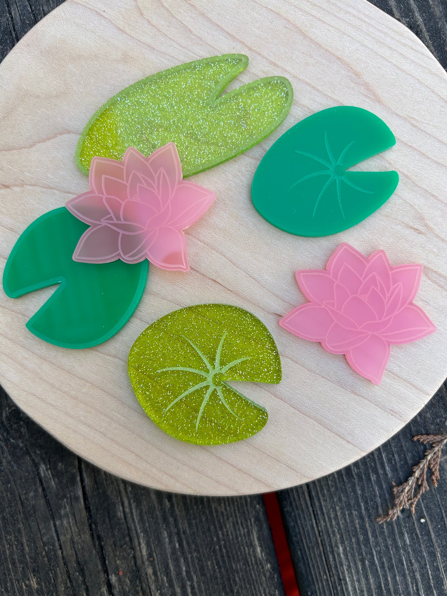 Lily pads & Lotus’ Acrylic Loose parts