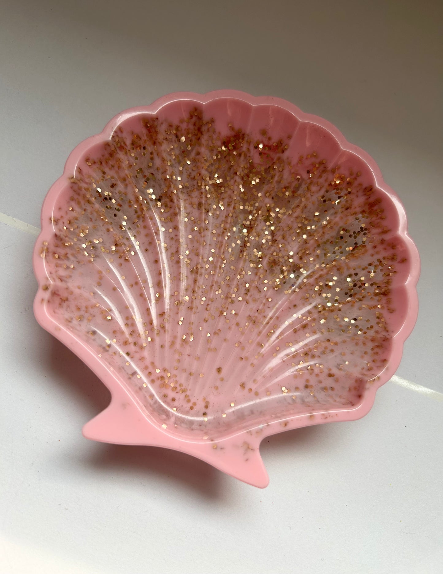 Resin sea shell dishes