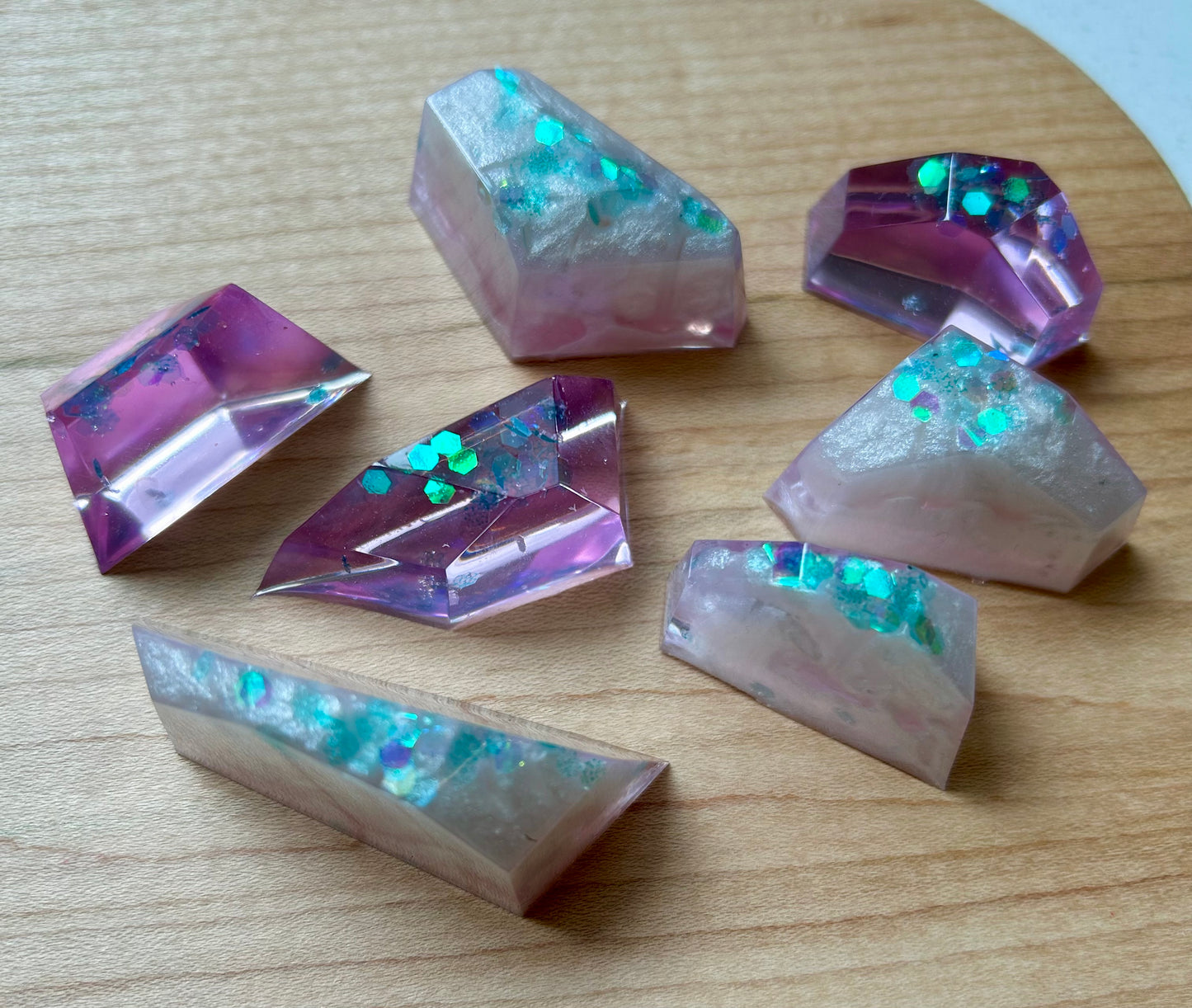 Mini resin Icebergs - 2 colourways