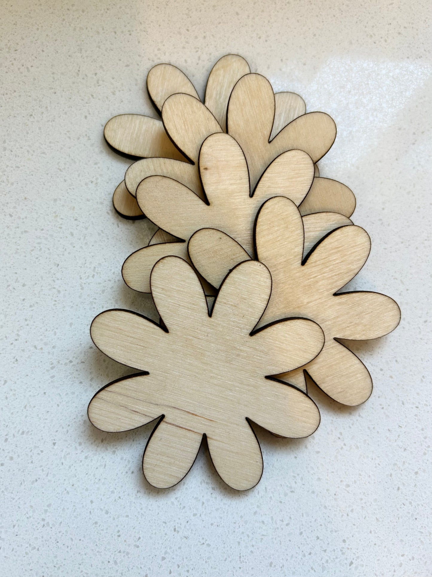 5x Wood Flower power cut outs