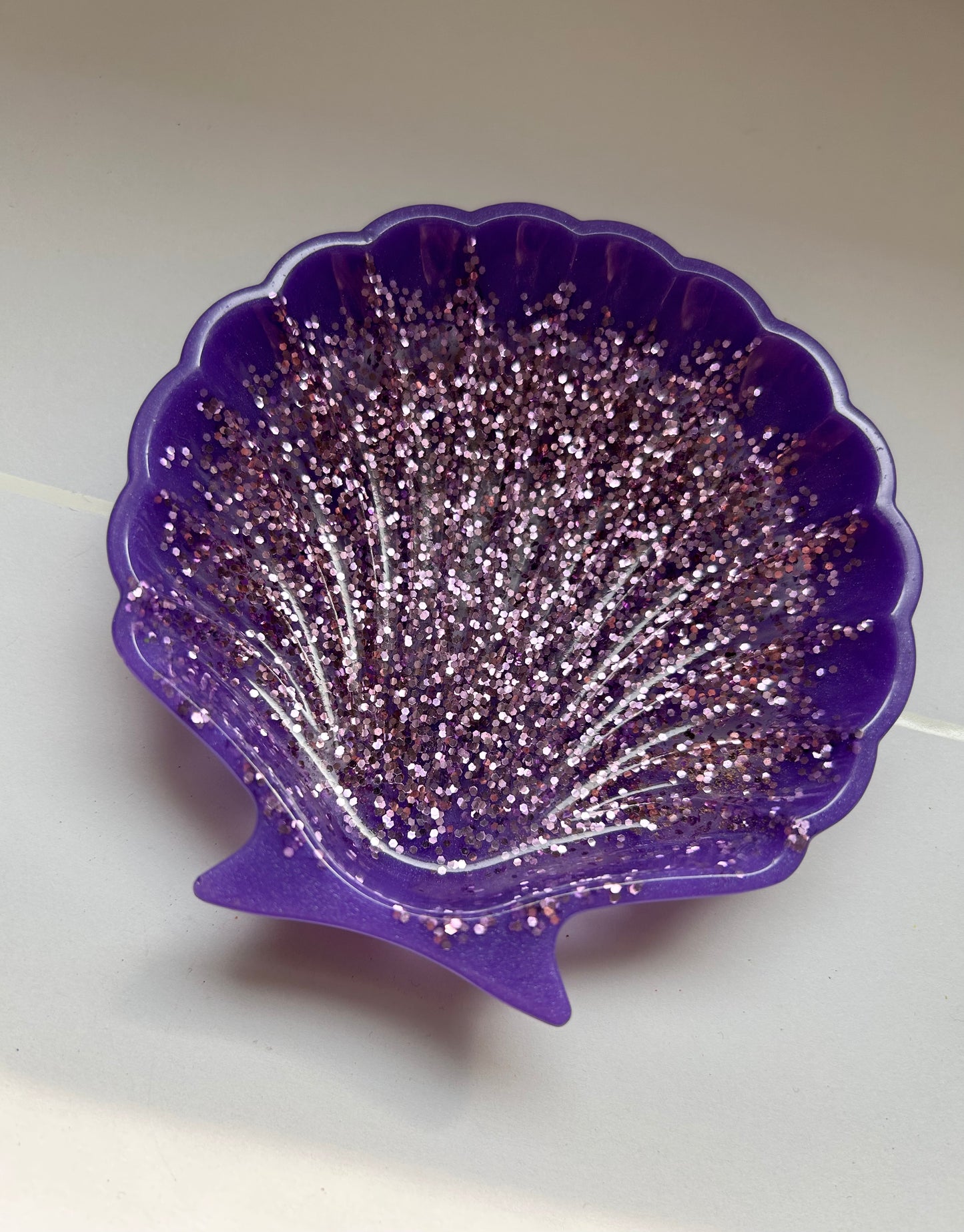 Resin sea shell dishes